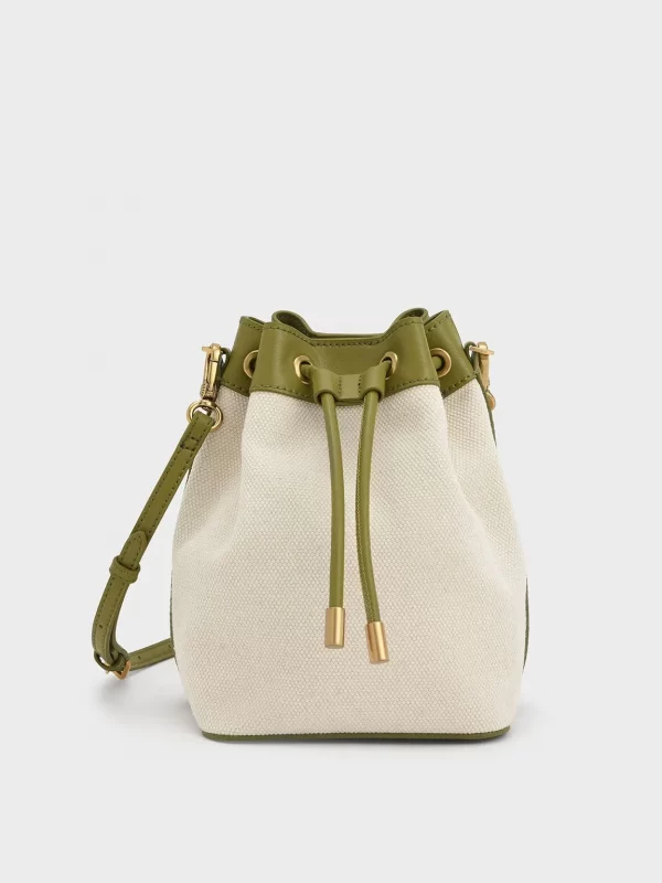 Bucket Bag 1