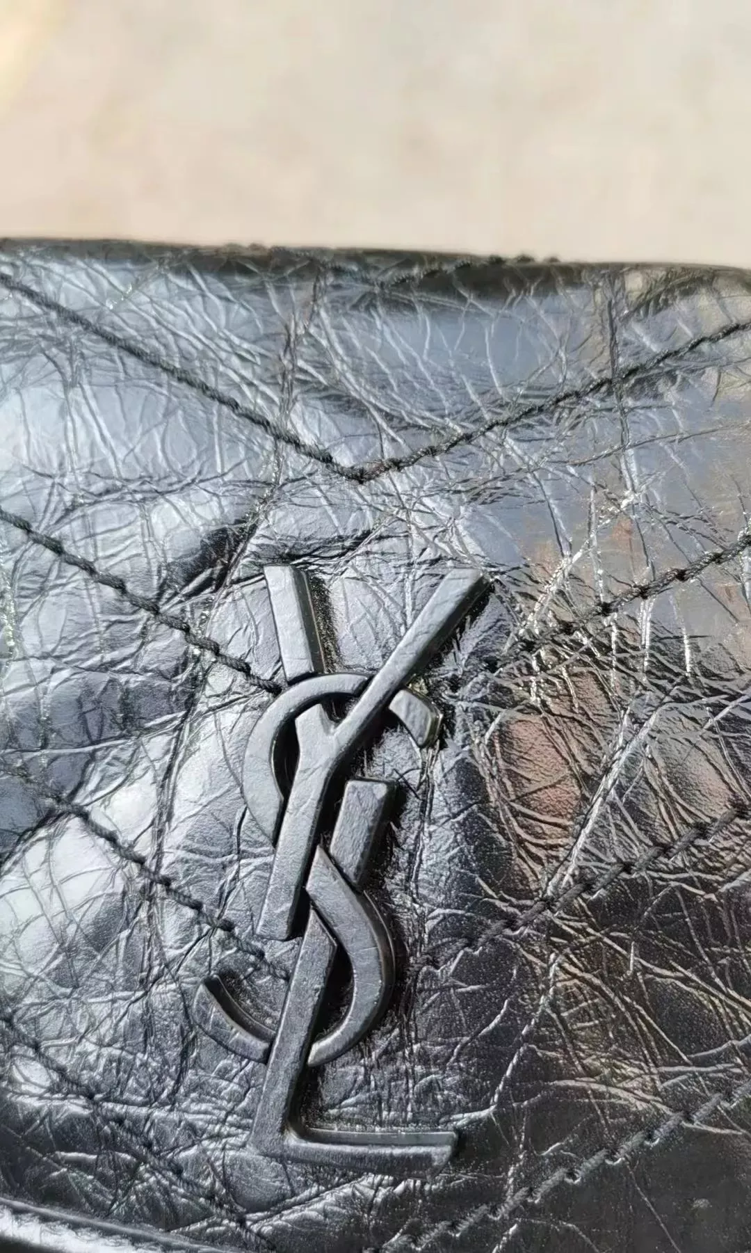 metal broken of handbag