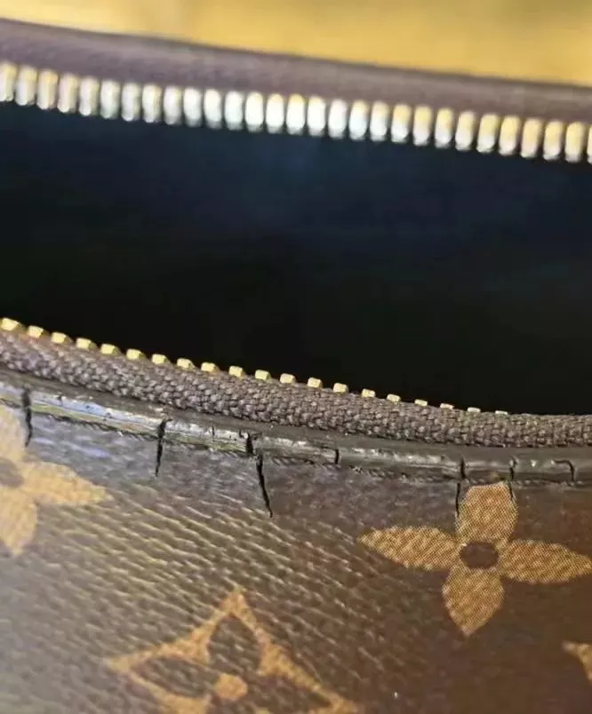 zipper broken of handbags